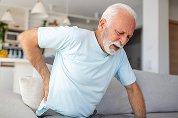 Mid Back Pain Treatment Mid Back Pain Treatment in the Kings County, NY (Brooklyn): Brooklyn, Queens County, NY: Queens, Long Island City, Astoria, Flushing, Jamaica, Forest Hills, Sunnyside, New York County, NY (Manhattan):
Manhattan, Harlem, Upper West Side, Upper East Side, Washington Heights, Bronx County, NY: Bronx, Richmond County, NY (Staten Island): Staten Island, Nassau County, NY: Hempstead, Freeport, Long Beach, Glen Cove, Uniondale, Levittown areas